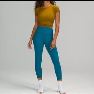 NWT LULULEMON Wunder Train High-Rise Tight 25"  Leggings